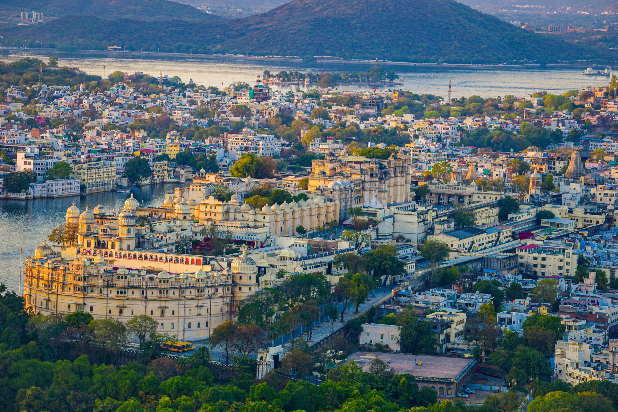 Best Way to Explore Udaipur